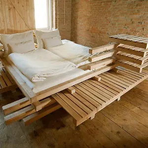 https://wiener-gaste-zimmer-bed-breakfast.vienna-besthotels.com